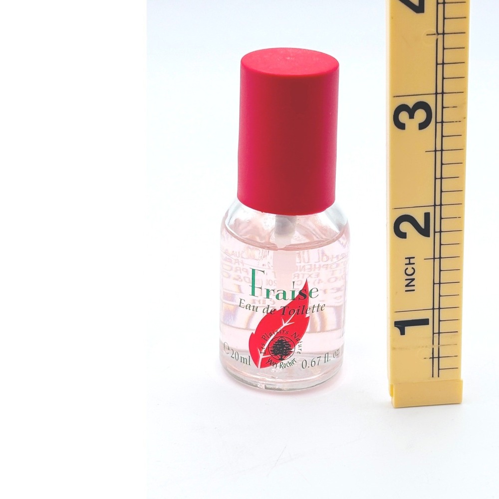 Yves Rocher Fraise Eau de Toilette Les Plaisirs Nature Strawberry 20ml 0.67oz